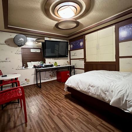 Picasso Motel Сеул Екстер'єр фото